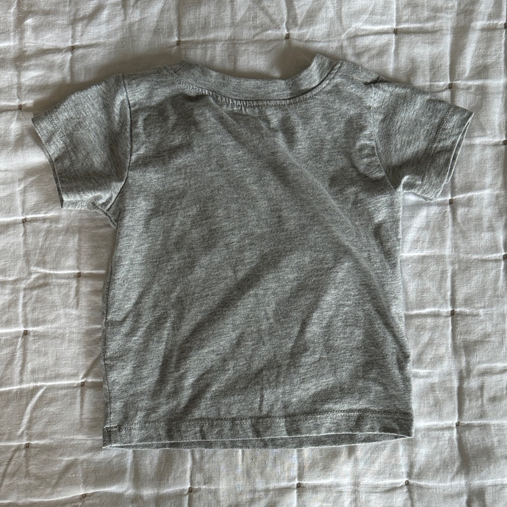8 piece kids assorted tops and pants (050) - Picture 12 of 16